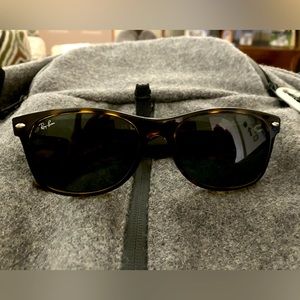 Ray ban tortoise sunglasses